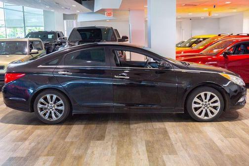 2012 Hyundai SONATA SE