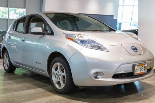 2012 Nissan Leaf SL