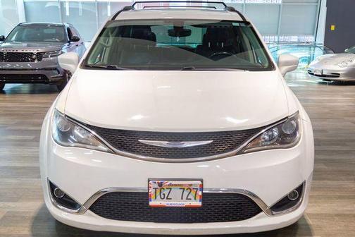 2018 Chrysler Pacifica Touring-L