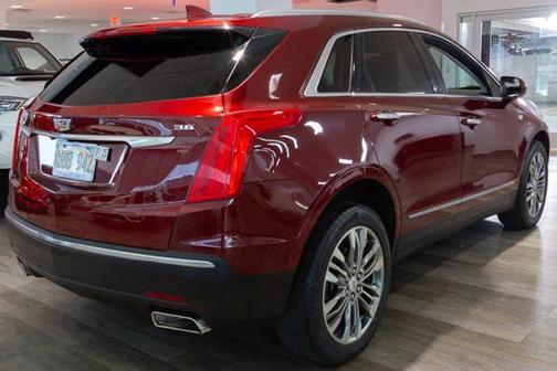 2017 Cadillac XT5 Premium Luxury
