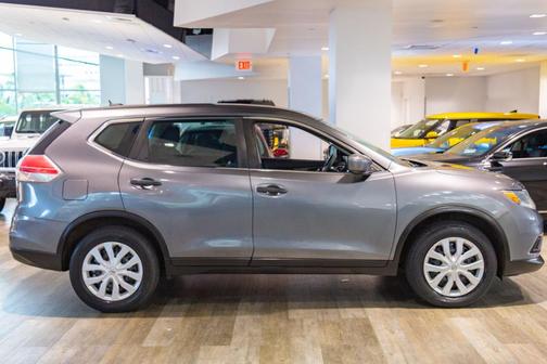 Gun Metallic 2016 Nissan Rogue S