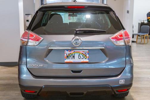 Gun Metallic 2016 Nissan Rogue S