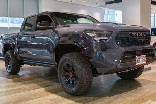 2024 Toyota Tacoma Hybrid HYBRID