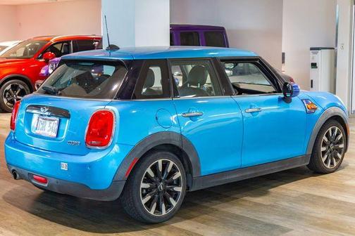 2017 MINI Hardtop Cooper