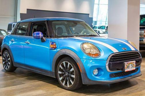2017 MINI Hardtop Cooper
