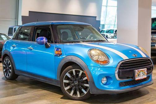 2017 MINI Hardtop Cooper
