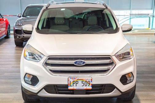 White Platinum Tri-Coat Metallic 2019 Ford Escape Titanium