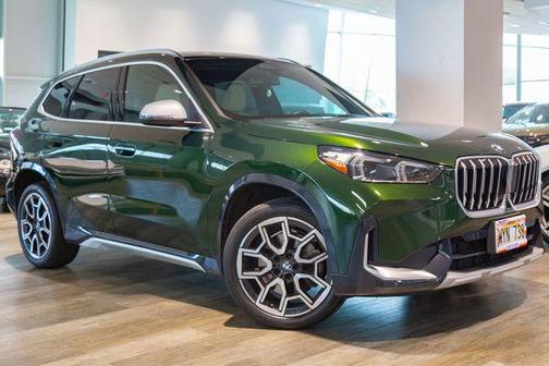 San Remo Green Metallic 2023 BMW X1 xDrive28i