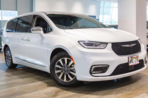 2022 Chrysler Pacifica Hybrid Limited