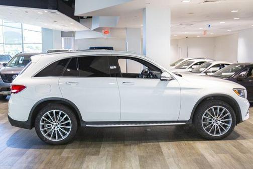 2018 Mercedes-Benz GLC 300 Base