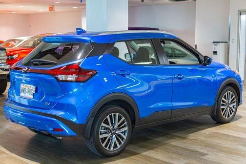 2023 Nissan Kicks SV