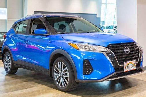 2023 Nissan Kicks SV