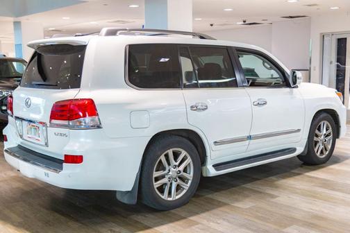 2013 Lexus LX 570 Base