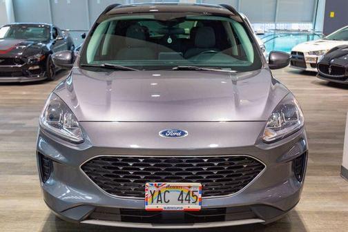 Carbonized Gray Metallic 2021 Ford Escape SE