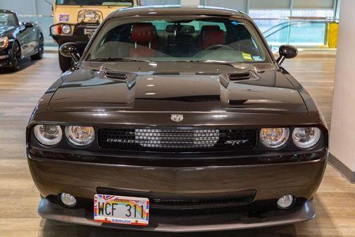 2009 Dodge Challenger SRT8