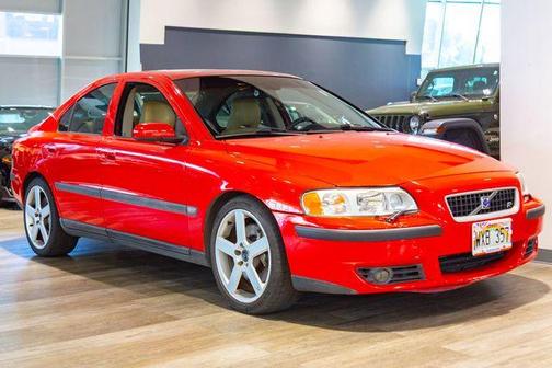 2004 Volvo S60 R