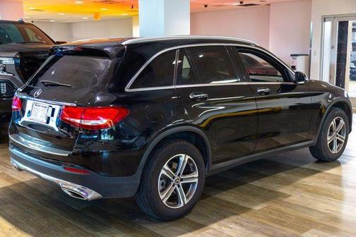 2018 Mercedes-Benz GLC 300 Base