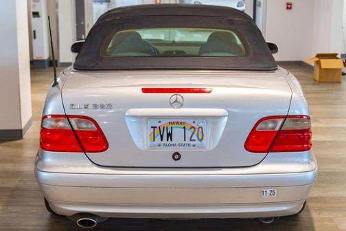 2002 Mercedes-Benz CLK-Class Base (A5)