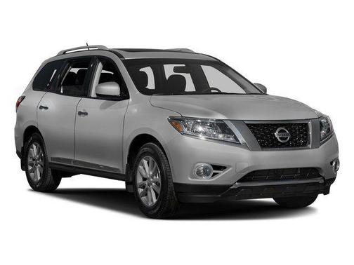2016 Nissan Pathfinder S