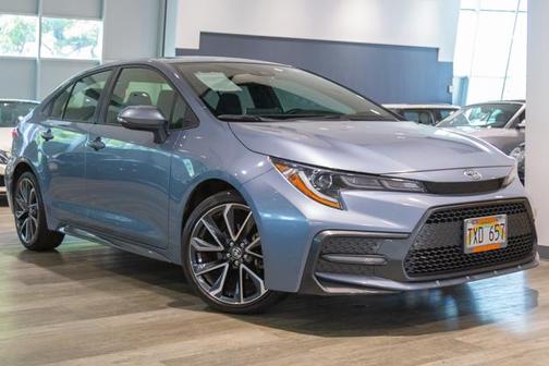 CELESTITE 2020 Toyota Corolla SE
