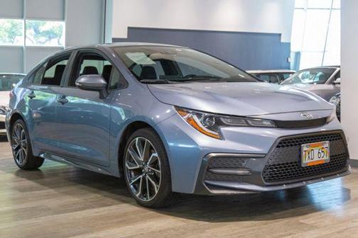 CELESTITE 2020 Toyota Corolla SE