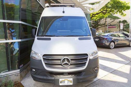 2022 Mercedes-Benz Sprinter 2500 DIESEL TRANQUILTY