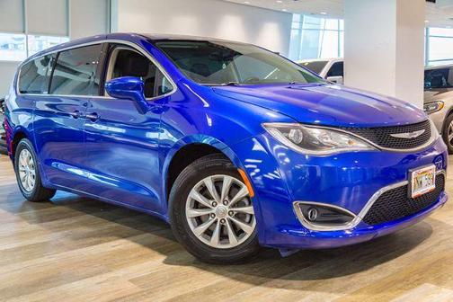 2018 Chrysler Pacifica Touring Plus