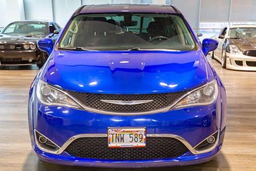 2018 Chrysler Pacifica Touring Plus