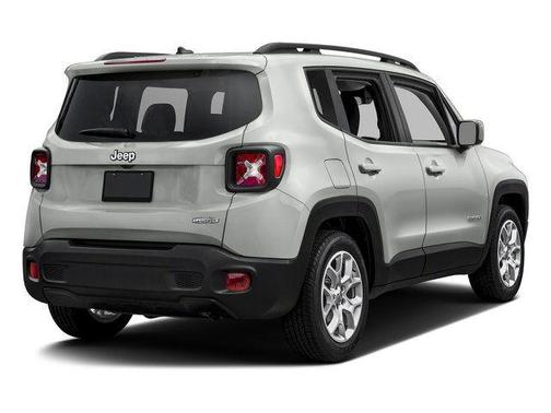 Alpine White 2017 Jeep Renegade Latitude