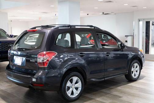 2016 Subaru Forester 2.5i