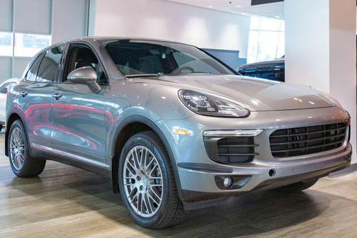 2016 Porsche Cayenne Base