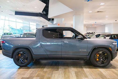 2024 Rivian R1T Launch Edition Quad Motor Large Pack