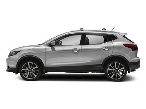 Brilliant Silver 2017 Nissan Rogue Sport SL