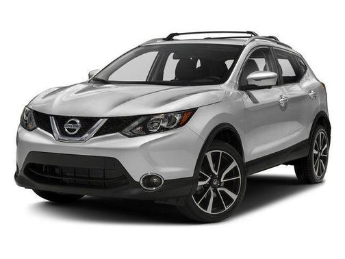 Brilliant Silver 2017 Nissan Rogue Sport SL