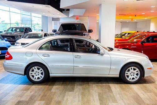 2005 Mercedes-Benz E-Class E 320