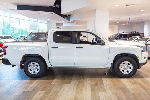 2022 Nissan Frontier S