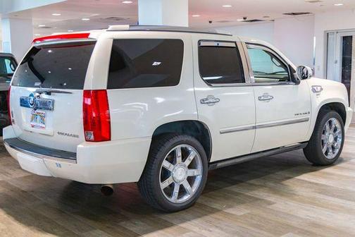 2009 Cadillac Escalade Base