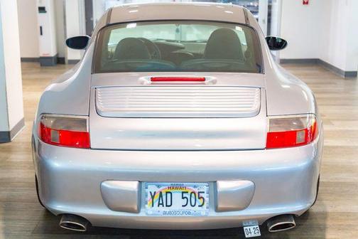 2004 Porsche 911 Carrera