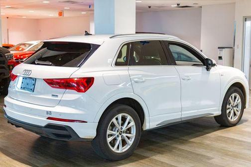2023 Audi Q3 45 S line Premium