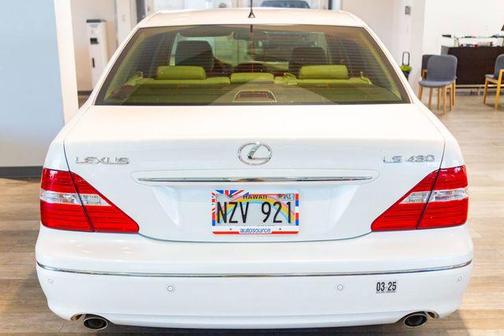 2005 Lexus LS 430