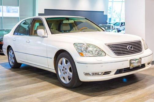 2005 Lexus LS 430