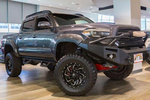 2016 Toyota Tacoma TRD Sport