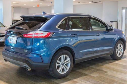 Blue Metallic 2019 Ford Edge SEL