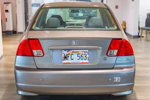 2004 Honda Civic Hybrid Hybrid w/ULEV (CVT)