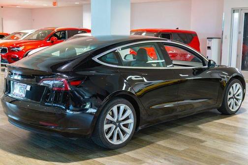 2018 Tesla Model 3 AUDIO