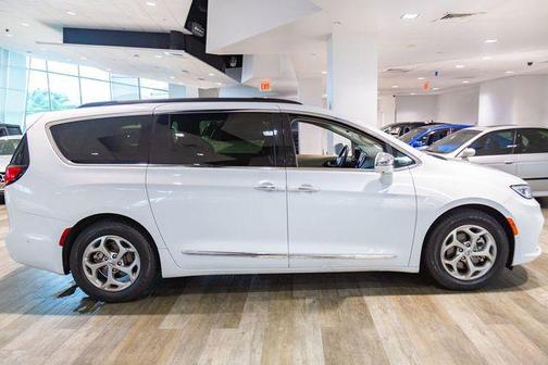 2022 Chrysler Pacifica Limited