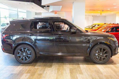 2022 Land Rover Range Rover Sport HSE Silver Edition