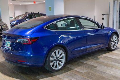 2019 Tesla Model 3 Standard Range Plus
