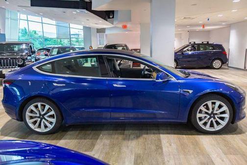 2019 Tesla Model 3 Standard Range Plus