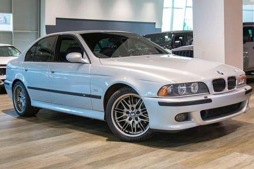 2002 BMW M5 M5